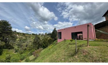 Casa campestre en venta en Rionegro sector las cuchillas