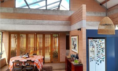 Casa campestre en venta en unidad cerrada via San Antonio la ceja