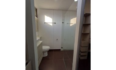 Venta de moderno apartamento en Sabaneta