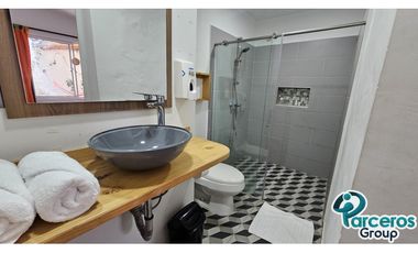 HABITACION VACACIONAL IDEAL PARA PAREJAS, PISO 1, CIRCUNVALAR