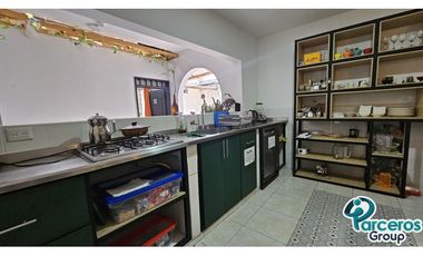 HABITACION VACACIONAL IDEAL PARA PAREJAS, PISO 1, CIRCUNVALAR