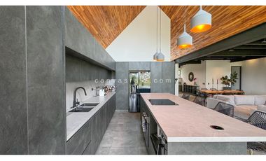 Casa Campestre con Diseño Nórdico Oriente Antioqueño
