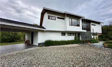 Venta de Casa Campestre En Rionegro El Tablazo