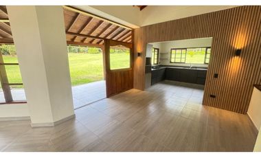 Casa finca campestre en venta sector el Yarumo vía San Antonio la ceja