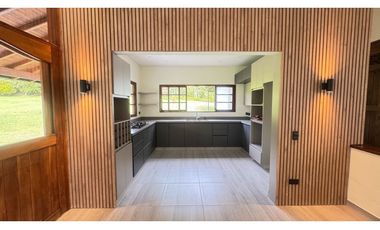 Casa finca campestre en venta sector el Yarumo vía San Antonio la ceja