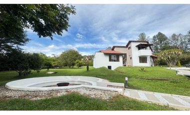 Casa finca campestre en venta sector el Yarumo vía San Antonio la ceja