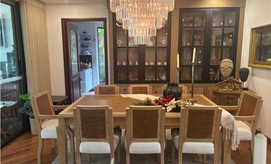 VENTA DE LUJOSA CASA EN EXCLUSIVA UNIDAD CERRADA EN EL POBLADO