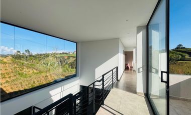 Venta de casa campestre en San Vicente Ferrer Vereda Chaparral