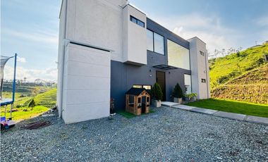 Venta de casa campestre en San Vicente Ferrer Vereda Chaparral