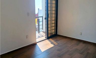 VENTA DE CASA CON ALBERCA EN CONDOMINIO LOMAS DE CORTES CUERNAVACA