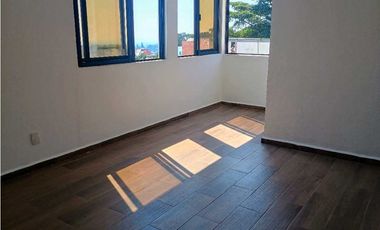 VENTA DE CASA CON ALBERCA EN CONDOMINIO LOMAS DE CORTES CUERNAVACA