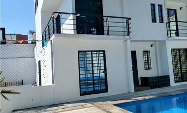 VENTA DE CASA CON ALBERCA EN CONDOMINIO LOMAS DE CORTES CUERNAVACA