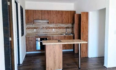 VENTA DE CASA CON ALBERCA EN CONDOMINIO LOMAS DE CORTES CUERNAVACA