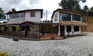 FINCA EN VENTA EN LA CEJA (VEREDA SAN GERARDO) A 10 MINUTOS DE LA ZONA URBANA VIA HACIA SAN JOSÉ.