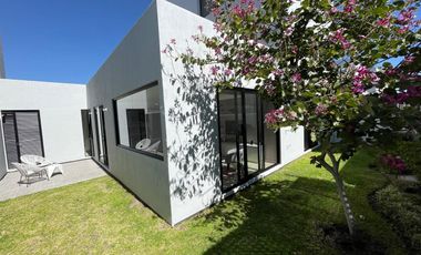 Casa a Estrenar en Cumbres del Lago en Venta