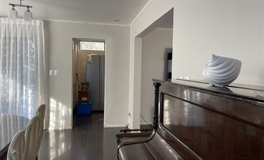 Casa en Arriendo en HERMOSA Y COMODA PROPIEDAD EN ARRIENDO DIARIO UBICADA EN MAITENCILLO 5 DORMITORIOS 4 BAÑOS