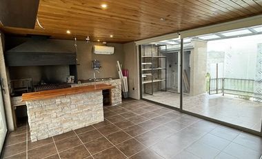 Casa en Arriendo en Sector Teniente Serrano