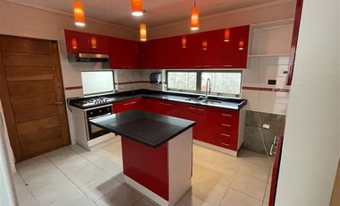 Casa en Arriendo en Sector Teniente Serrano