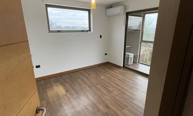 Casa en Arriendo en Sector Teniente Serrano