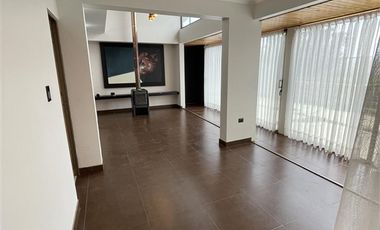 Casa en Arriendo en Sector Teniente Serrano