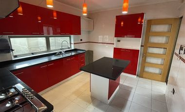 Casa en Arriendo en Sector Teniente Serrano