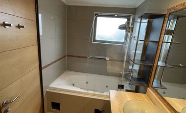 Casa en Arriendo en Sector Teniente Serrano