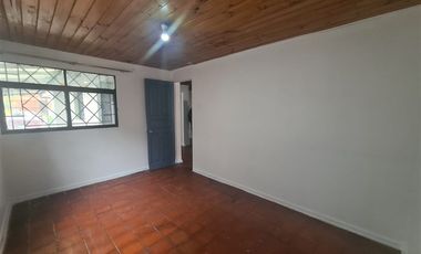 Casa en Arriendo en Población Cuadra