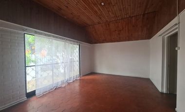 Casa en Arriendo en Población Cuadra