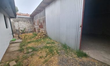 Casa en Arriendo en Población Cuadra