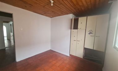 Casa en Arriendo en Población Cuadra