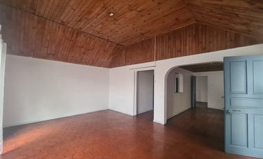 Casa en Arriendo en Población Cuadra