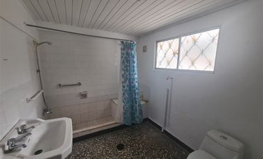 Casa en Arriendo en Población Cuadra