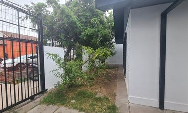 Casa en Arriendo en Población Cuadra