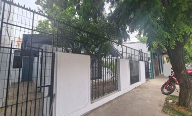 Casa en Arriendo en Población Cuadra