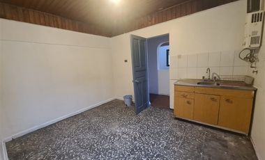 Casa en Arriendo en Población Cuadra