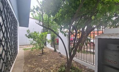 Casa en Arriendo en Población Cuadra