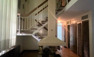 VENTA Casa 4 Dormitorios. Cochera - Parque