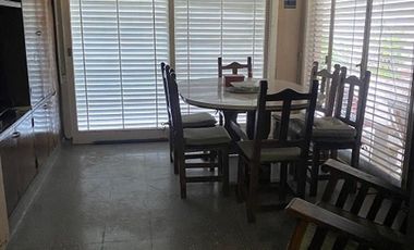VENTA Casa 4 Dormitorios. Cochera - Parque