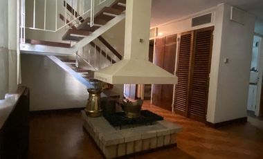 VENTA Casa 4 Dormitorios. Cochera - Parque