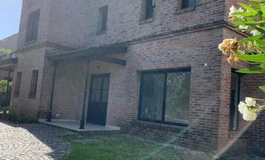 Alquiler casa a laguna Las Glorietas, Nordelta