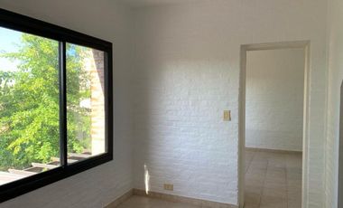 Alquiler casa a laguna Las Glorietas, Nordelta