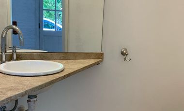 Alquiler casa a laguna Las Glorietas, Nordelta