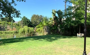 Alquiler casa a laguna Las Glorietas, Nordelta