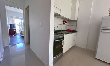 DEPTO 2 AMB ALQUILER CASEROS CON COCHERA