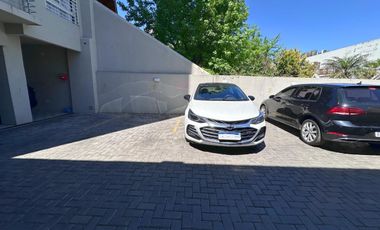 DEPTO 2 AMB ALQUILER CASEROS CON COCHERA