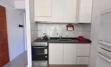 DEPTO 2 AMB ALQUILER CASEROS CON COCHERA