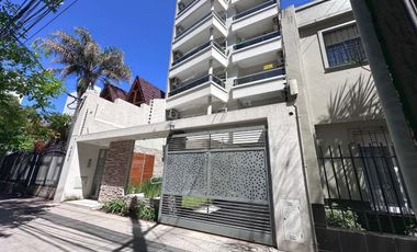 DEPTO 2 AMB ALQUILER CASEROS CON COCHERA