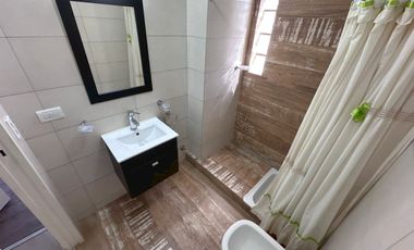 DEPTO 2 AMB ALQUILER CASEROS CON COCHERA