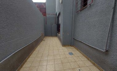 Casa PH en alquiler en Lanus Oeste