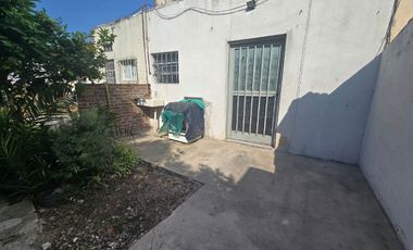 Monoambiente en alquiler en Villa Luzuriaga